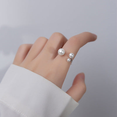 Adjustable Trio Pearl Ring