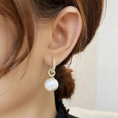 Elegant pearl earrings